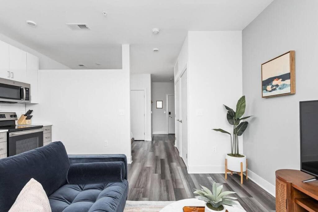 Mid-Century Modern Studio Cozysuites Downtown インディアナポリス エクステリア 写真